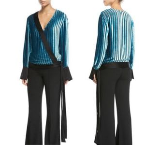 🆕️⬇️🎉HOST PICK🎉Diane Von Furstenberg Long Sleeve Velvet Blouse